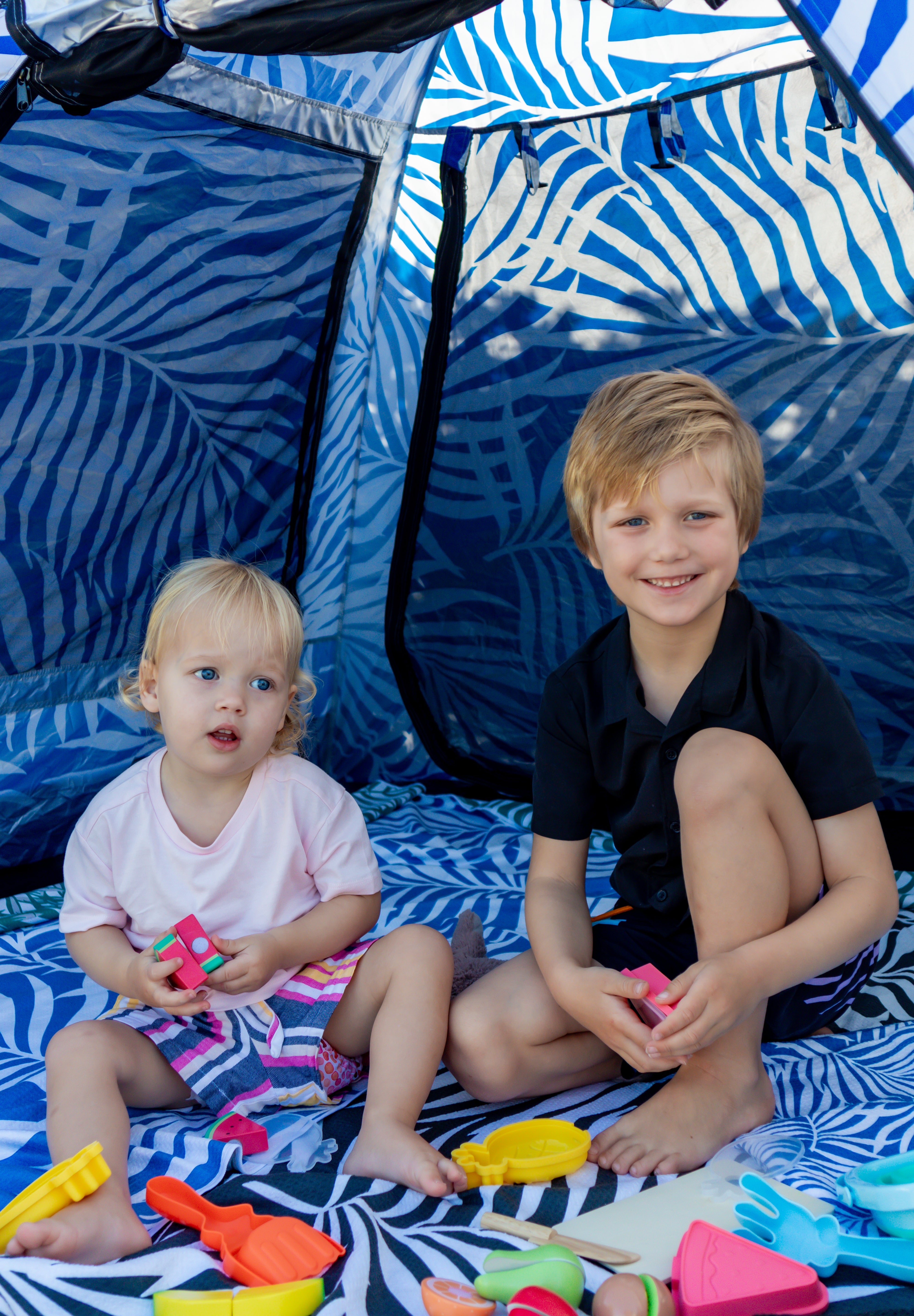 Ocean oasis sunplay beach tent